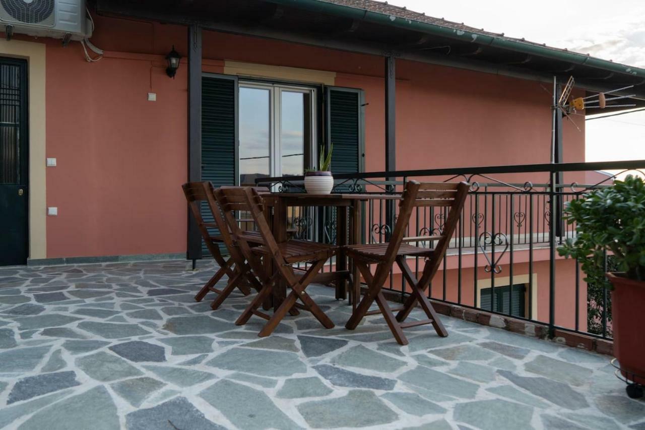 Coralli Pentati 1 "Dimitris Apartments" エクステリア 写真